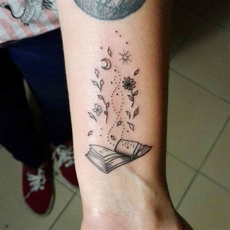 20+ Exceptional Book Tattoo Ideas