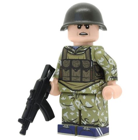 Soviet-Afghan War Soviet Paratrooper Minifigure NEW United Bricks ...