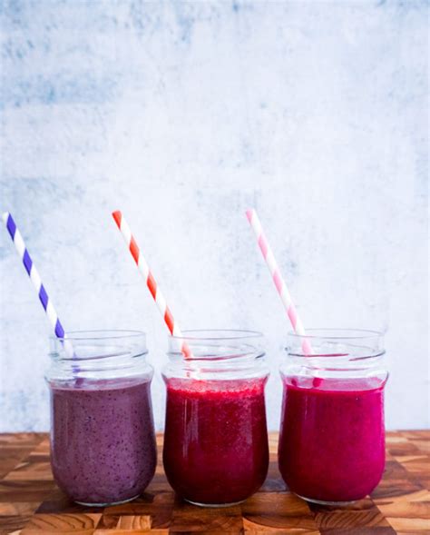 Purple smoothies - another healthy recipe by Familicious