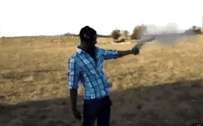 Funny and Not so Funny Gun GIFs | Page 8 | The Armory Life Forum