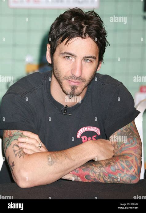 Mar 16, 2009 - New York, New York, USA - GODSMACK band member SULLY ERNA attends the press ...