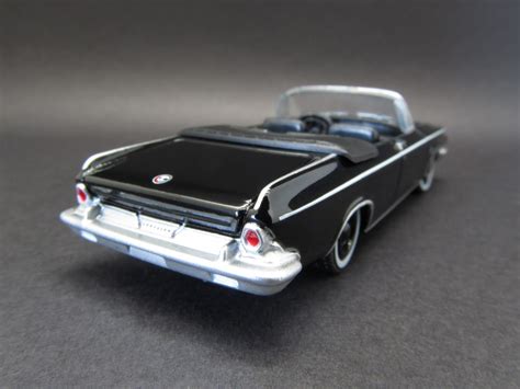 Diecast Hobbist: 1963 Chrysler 300 K Convertible