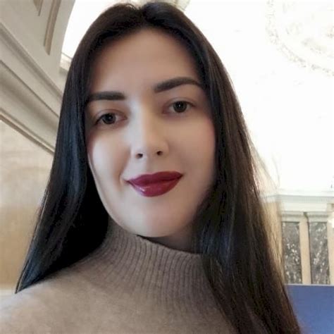 Learn Russian with Lady - Vienna: Hello! My name is Lady. I'm...