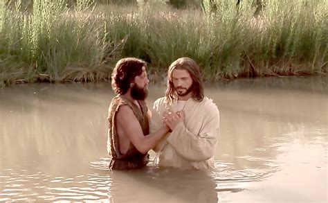 JESUS GOES PUBLIC: THE BAPTISM, RITE OF SOCIAL AND COMMUNITARIAN ...