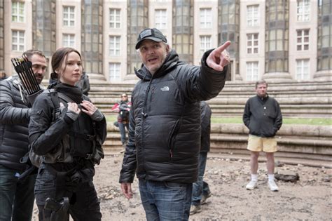 Mockingjay pt.2 - Behind Scenes - The Hunger Games Photo (39215258 ...