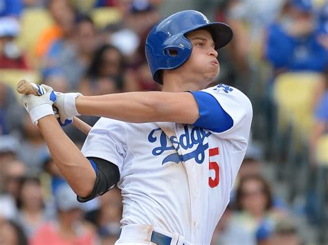 LOOK: Dodgers' Corey Seager's adorable dog wears his jersey