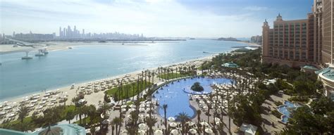 The top 10 hotel swimming pools in Dubai - Netflights Blog