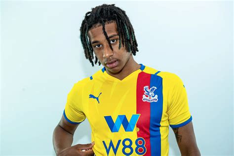 Crystal Palace sign Olise from Reading