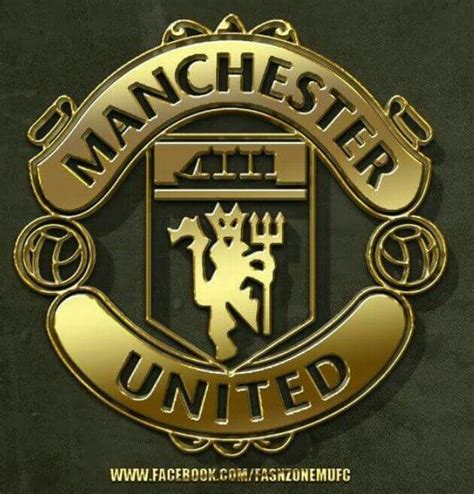 Man United Gold. | Manchester united logo, Manchester united, Manchester united players