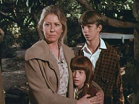 Olivia with Jim Bob and Elizabeth | The waltons tv show, John boy, Tv show family