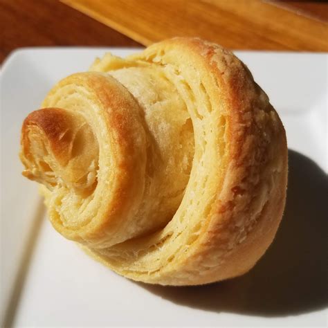 Cream Cheese-Filled Croissant Recipe - Simply Savor