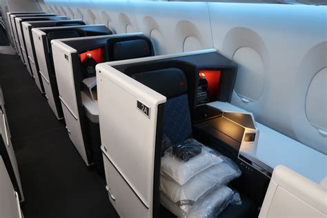 Review: Delta One Business Class A350 Beijing to Detroit - SamChui.com