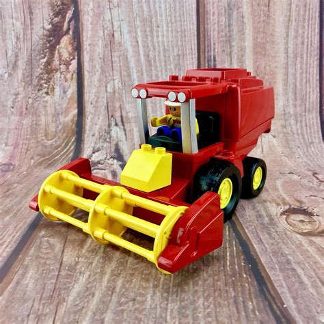 Genuine Lego DUPLO FARM COMBINE HARVESTER & MINIFIGURE Rare Toy kids ...