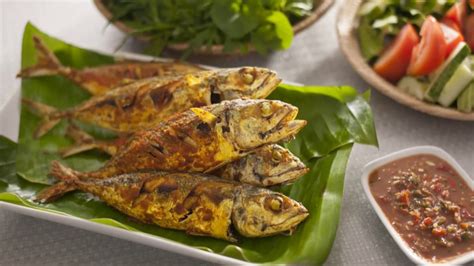 Cara Memasak Ikan Bandeng Goreng - Vegulou