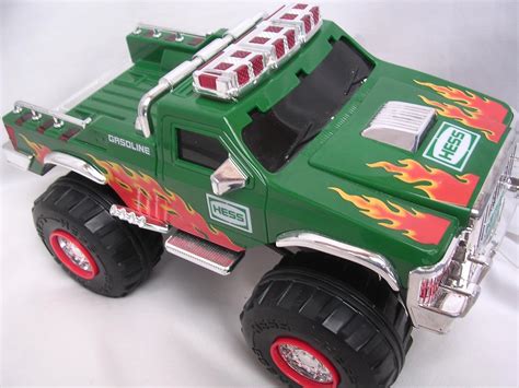 Amazon.com: Hess Monster Truck Toy 10" Collectible 2007 : Toys & Games