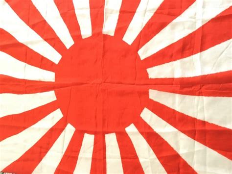 WW2 Japanese Rising Sun Silk Battle Flag - Enemy Militaria