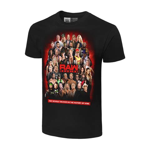 WWE Shop scored a great success with the Raw Reunion shirts | Superfights