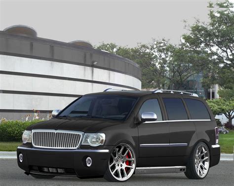 View of Chrysler Aspen Hybrid. Photos, video, features and tuning ...