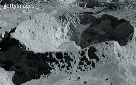 Moon crater, space exploration, universe, outer space travel, moon landing 이미지 (2148034089) - 게티 ...