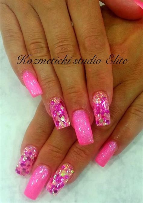 Spring & summer nail art. Pink, glitter | Naglar | Pinterest | Naglar