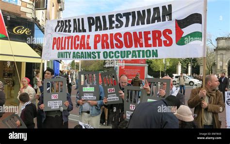 Image from the protest in Dublin city by the Ireland-Palestine ...