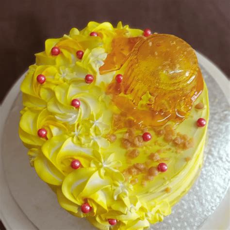 ButterScotch Birthday Cake Ideas Images (Pictures)