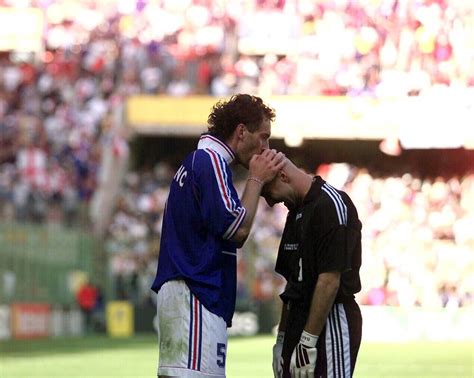 Laurent Blanc kisses Fabien Barthez - World Cup 1998 - Photographic ...