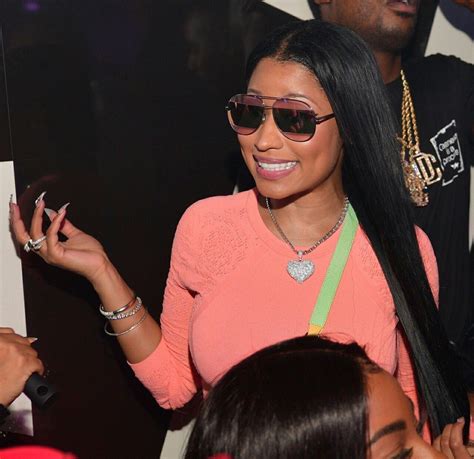 Pin by Bianca Huntley♏ on Nicki minaj | Sunglasses women, Women, Sunglasses