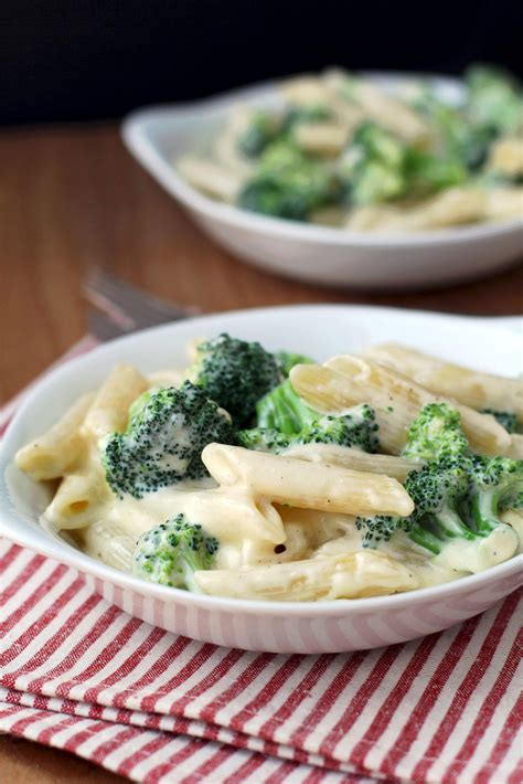 Penne Broccoli Alfredo - Slutty Food Blog