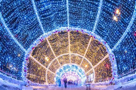 You've Got Check Out The Calgary Noel Indoor Christmas Lights Festival