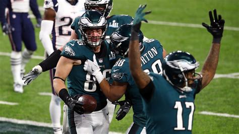 Eagles beat Patriots 41-33 to win Super Bowl 52