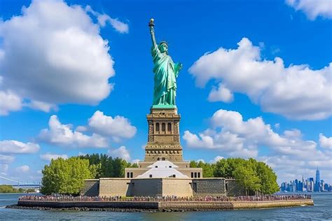 Premium Photo | Statue of Liberty USA