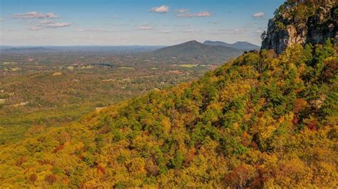 PHOTOS: Fall Colors Coming In At Pilot Mountain! | wfmynews2.com