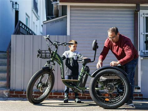 Ride with Confidence: Top 3 Electric Trikes 2023 - GuStory