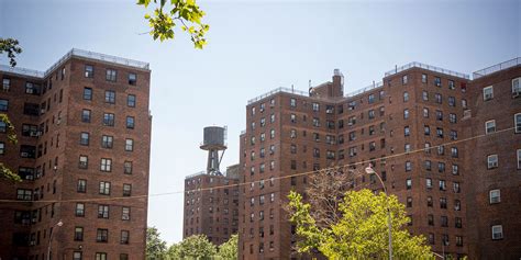 How New York Can End the Public Housing Trap | City Journal