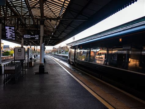 A Great Western Railway IET at Exeter... © John Lucas cc-by-sa/2.0 :: Geograph Britain and Ireland