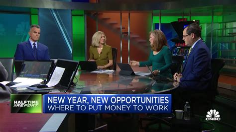 Watch the CNBC ‘Halftime Report’ traders weigh in on key market levels