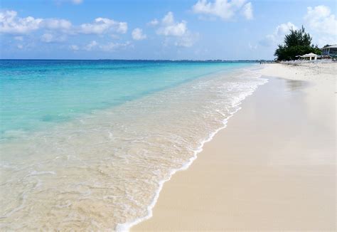 7: Seven Mile Beach in Grand Cayman: What You Should Know