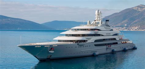 OCEAN VICTORY Yacht - Fincantieri | Yacht Charter Fleet