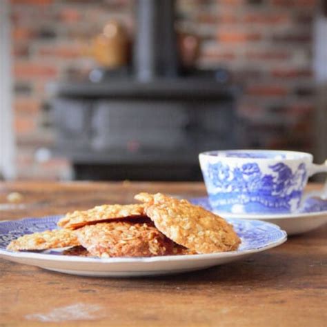 Traditional ANZAC Biscuits | Bush Cooking