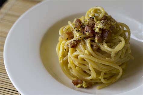 File:Spaghetti alla carbonara (32998643591).jpg - Wikimedia Commons