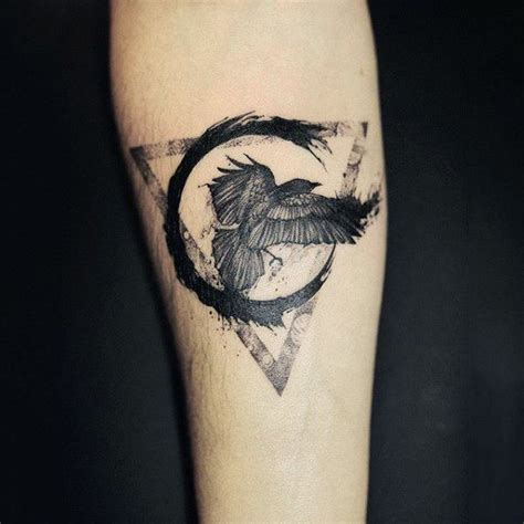 111 Raven Tattoo Designs for Men [2024 Inspiration Guide] | Raven tattoo, Trendy tattoos ...