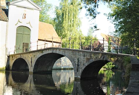 Canal Bridges - Bruges, Belgium | Canal Bridges - Bruges, Be… | Flickr