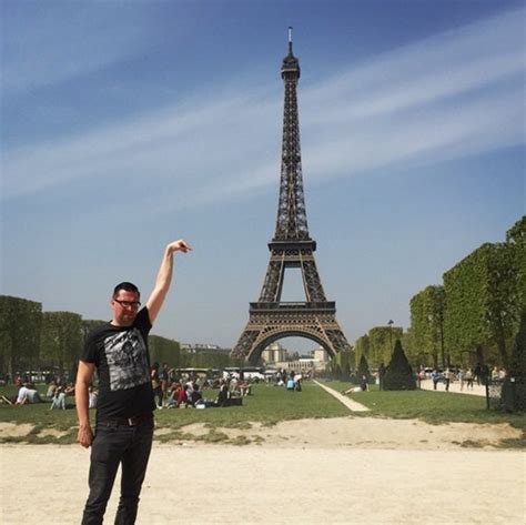 Can Someone Photoshop The Eiffel Tower Under My Finger?: Image Gallery ...