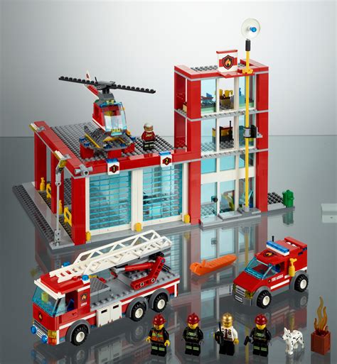 Amazon.com: LEGO City Fire Station 60004: Toys & Games