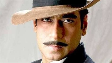 Ajay Devgn pays tribute to freedom fighter Bhagat Singh as The Legend Of Bhagat Singh completes ...