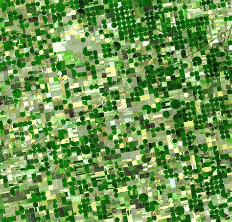 File:Crops Kansas AST 20010624.jpg - Wikipedia