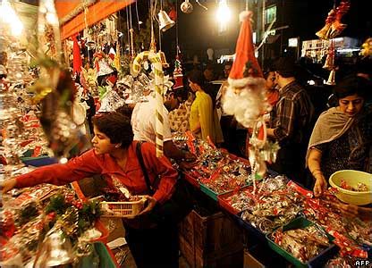 DECK THE HOLIDAY'S: INDIAN CHRISTMAS TRADITIONS!