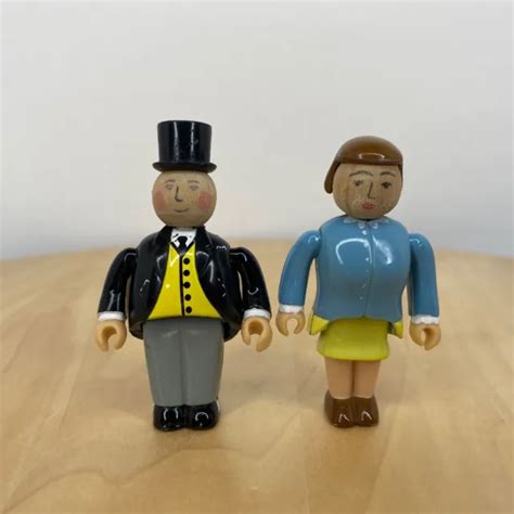 THOMAS WOODEN RAILWAY Figures Sir Topham Hatt and Lady Hatt from Set LC99120 HTF £14.99 ...