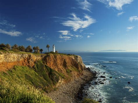 Best Scenic Drives in Los Angeles, From the Mountains to the Beach